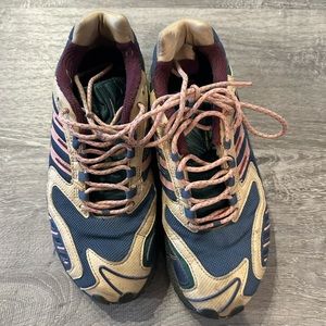 Adidas Sneakers